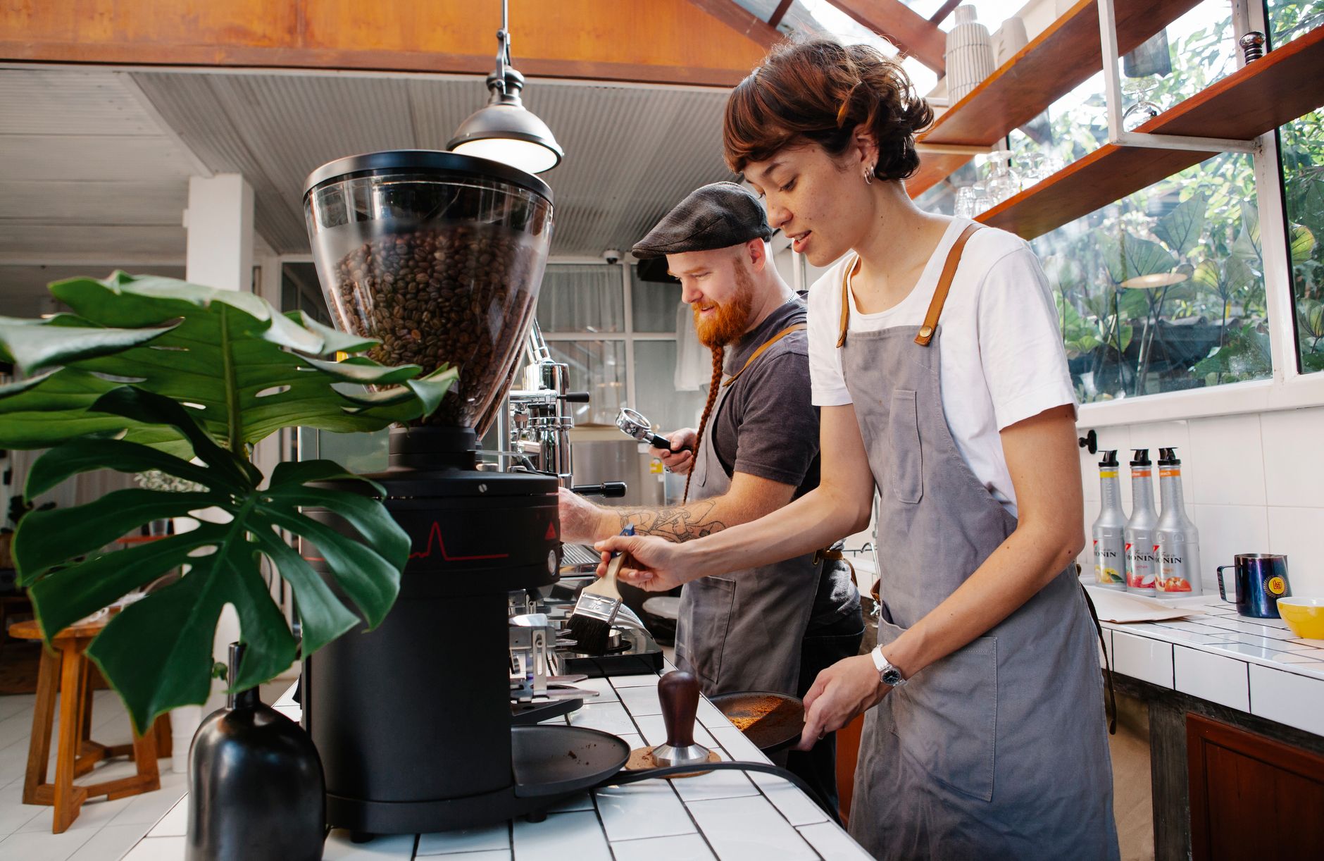 baratza-encore-esp-side-profile-steel-burr