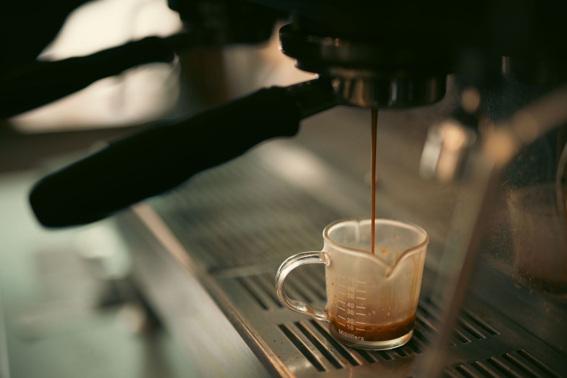delonghi dedica arte slim espresso machine counter