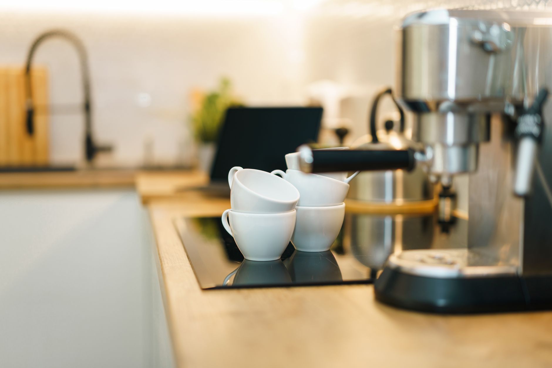 breville bambino plus espresso machine silver countertop