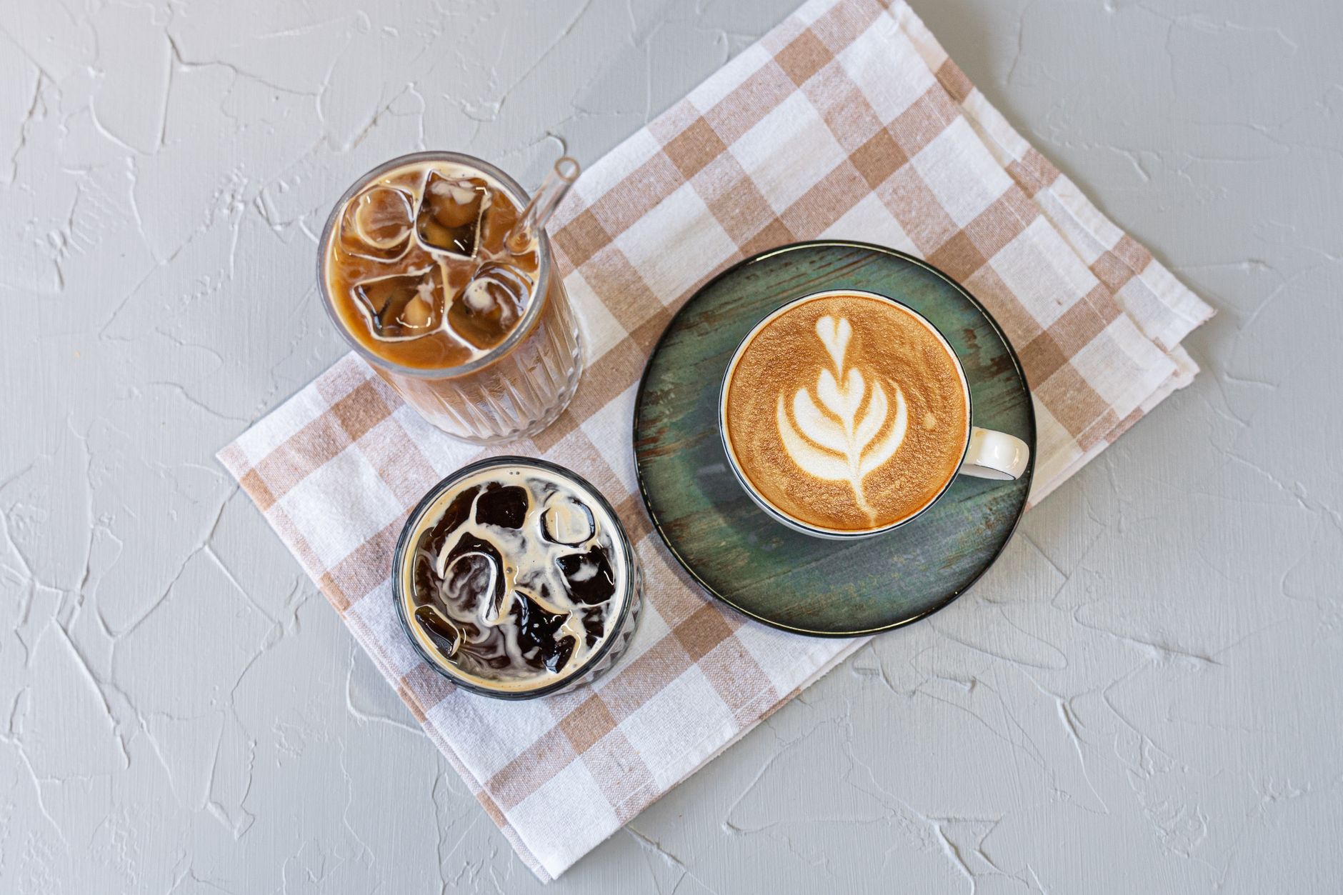 cortado flat white macchiato side by side comparison cups