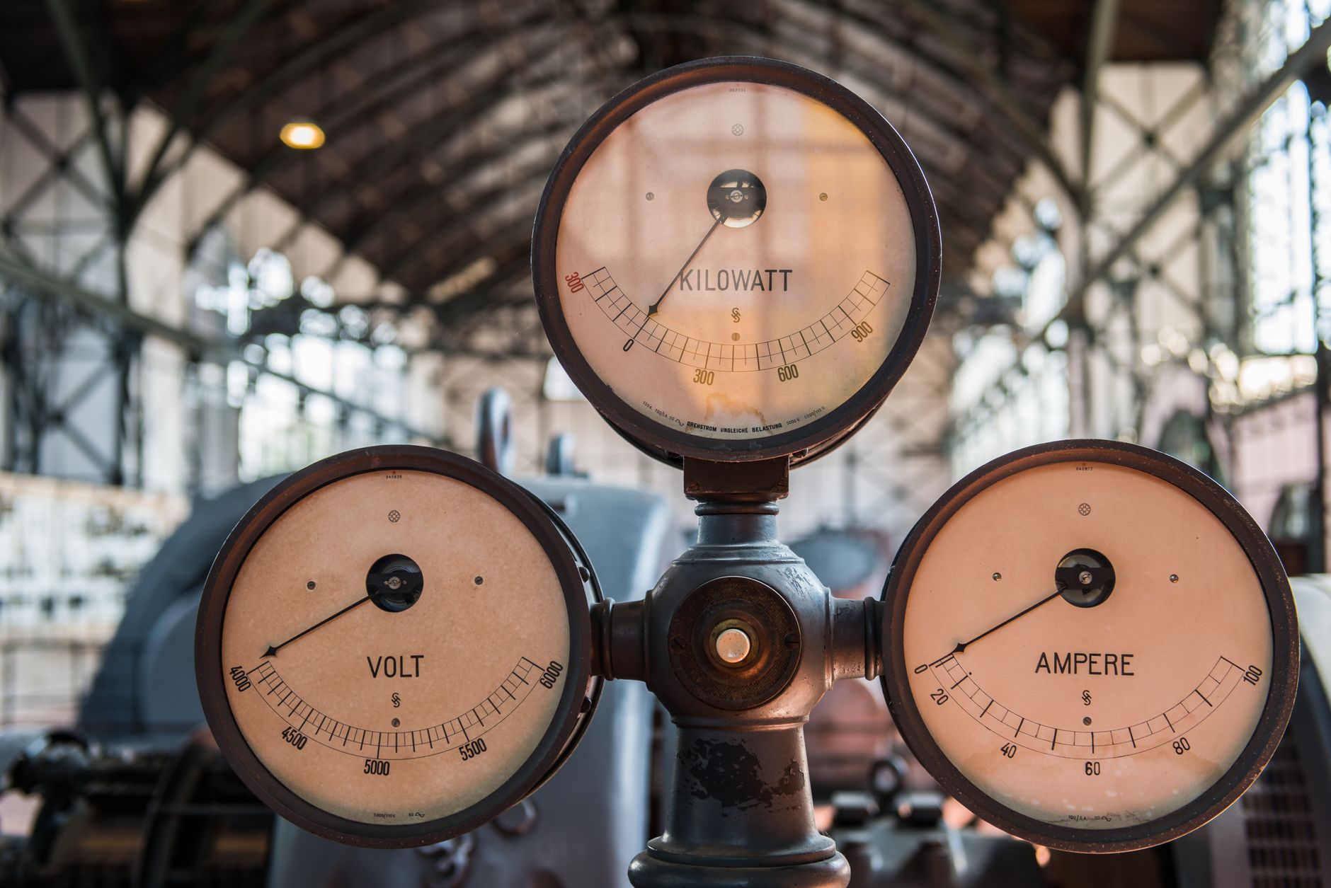 espresso pump pressure gauge vibration rotary
