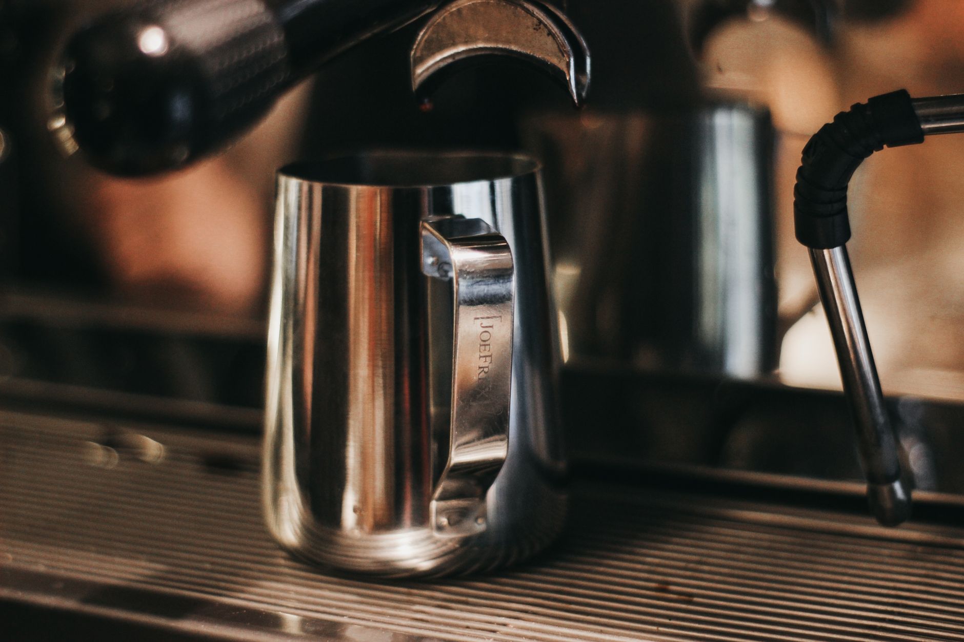 gaggia classic pro espresso machine stainless steel side profile