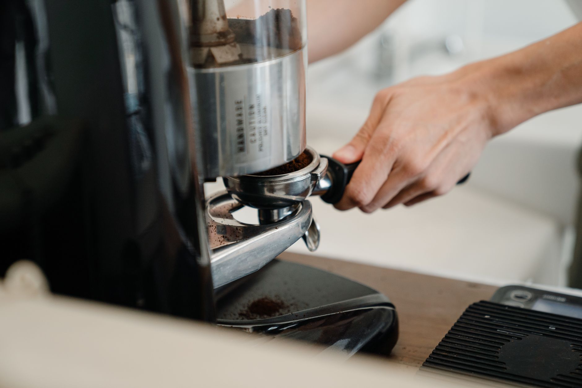 how to descale nespresso machine