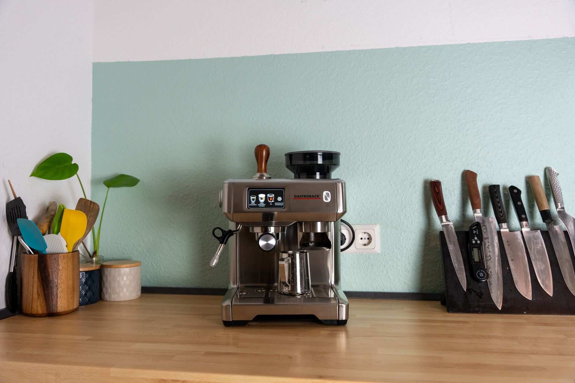 WDT distribution tool espresso puck preparation