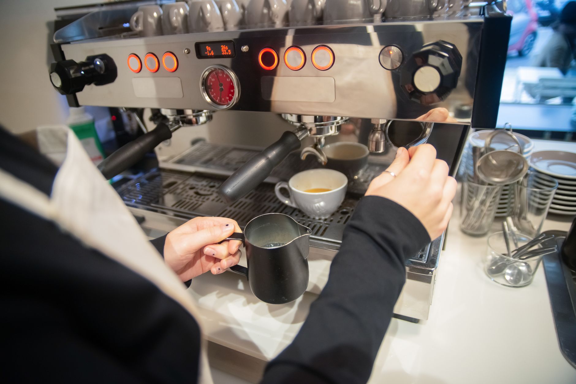 how to steam milk for latte art