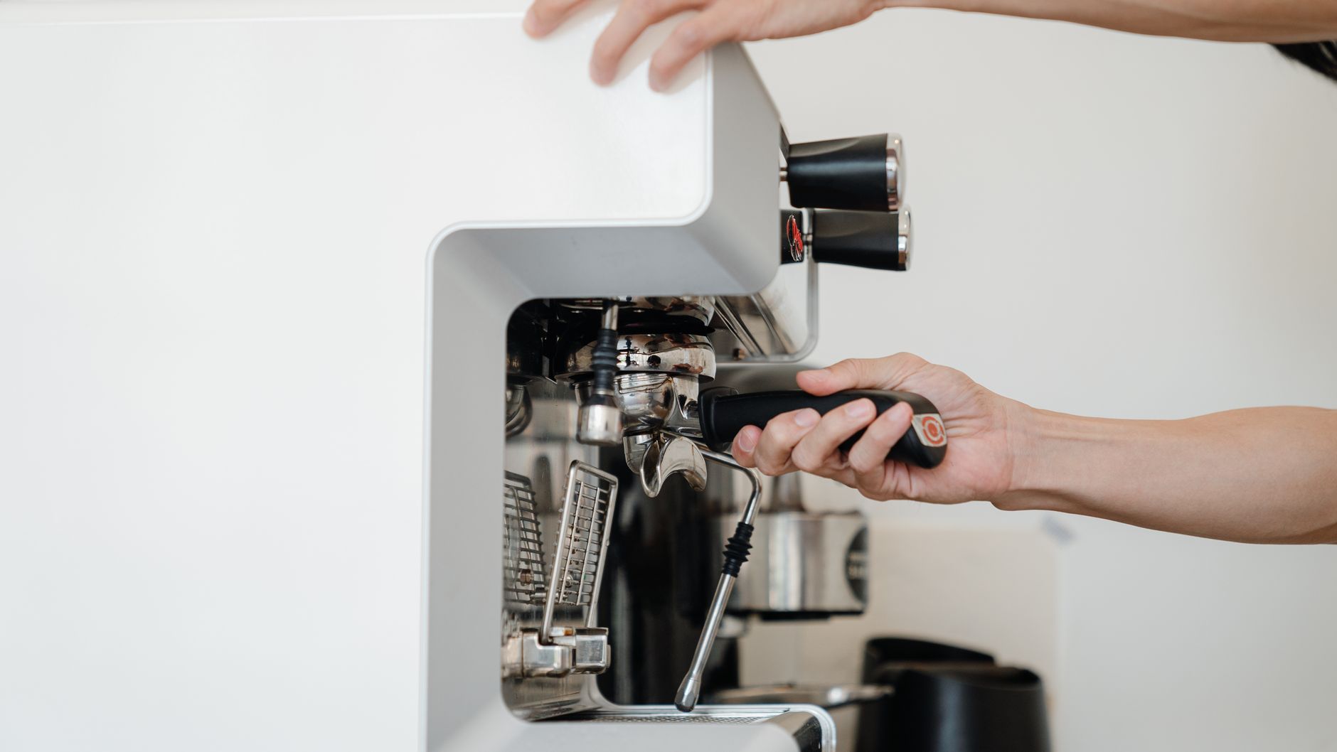 espresso shot golden crema extraction super automatic