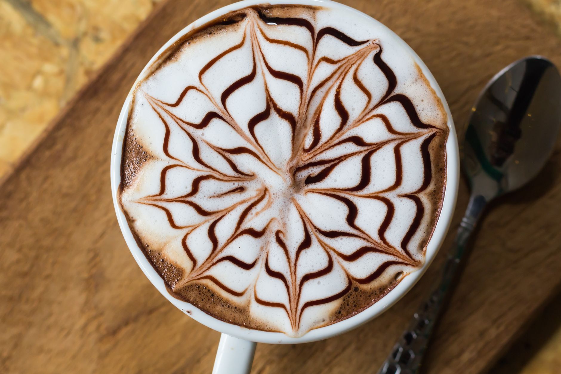 milk steaming wand foam latte art cappuccino